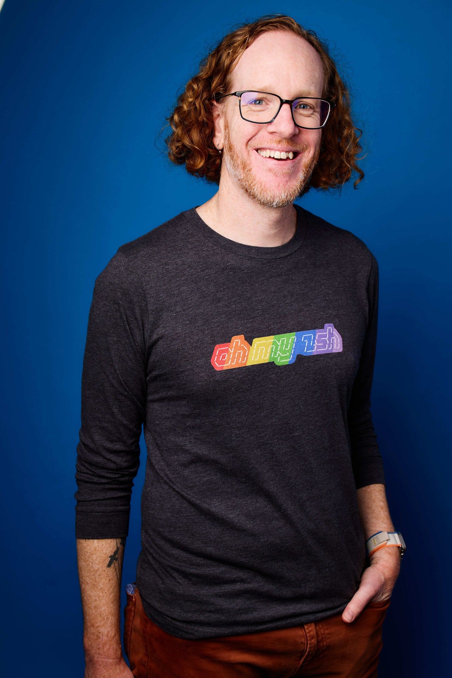 Oh My Zsh rainbow ASCII unisex long-sleeve shirt