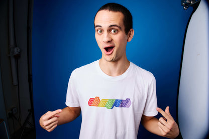 Oh My Zsh ASCII shirt (rainbow on white)